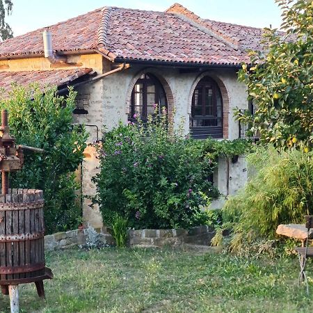 Bed and Breakfast Cascina Il Sogno Cossano Belbo Esterno foto